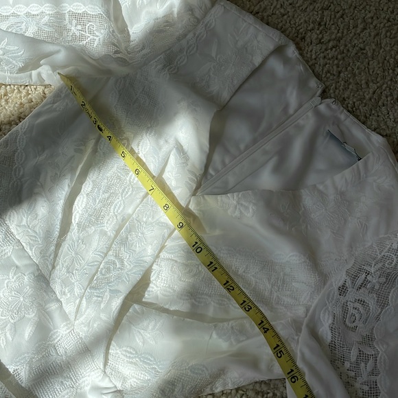 Badgley Mischka Collection stunning white floral lace wrap balloon sleeve dress - Picture 8 of 11